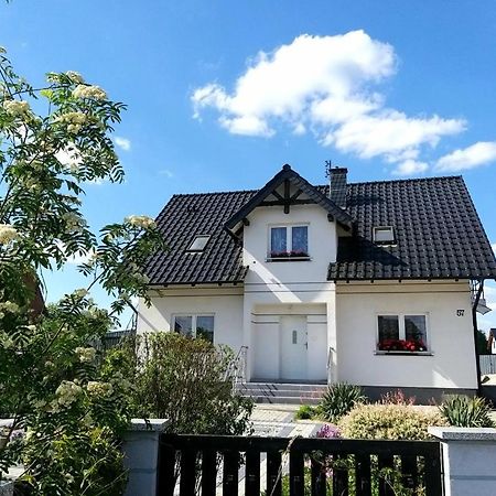 E&S_ Apartament ミリチ エクステリア 写真